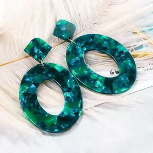 BaubleBar Emerald Green Oval Earrings